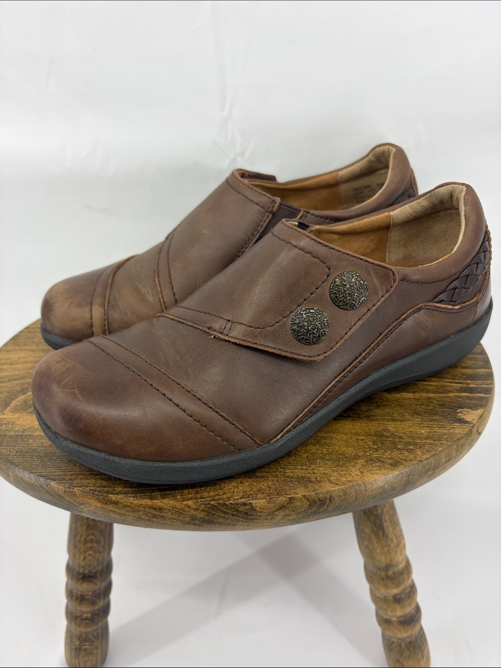 Aetrex Karina Monk Leather Strap, w/ Velcro Strap & Metal Buttons, Womens EU 37